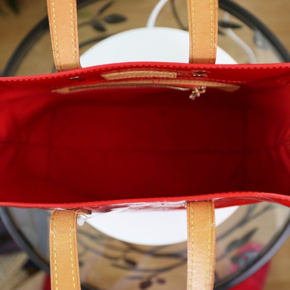 Louis Vuitton Red Patent Reade PM Small Tote - Picture 8 of 16